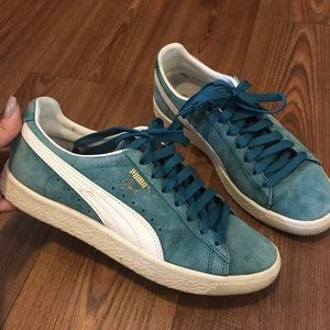 Puma Clyde Sneakers